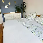 Luxurioese Mit 3 Schlafzimmern *
