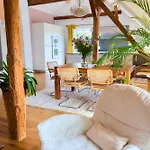 Luxurioese Mit 3 Schlafzimmern *