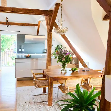 Luxurioese Mit 3 Schlafzimmern Tremsbüttel